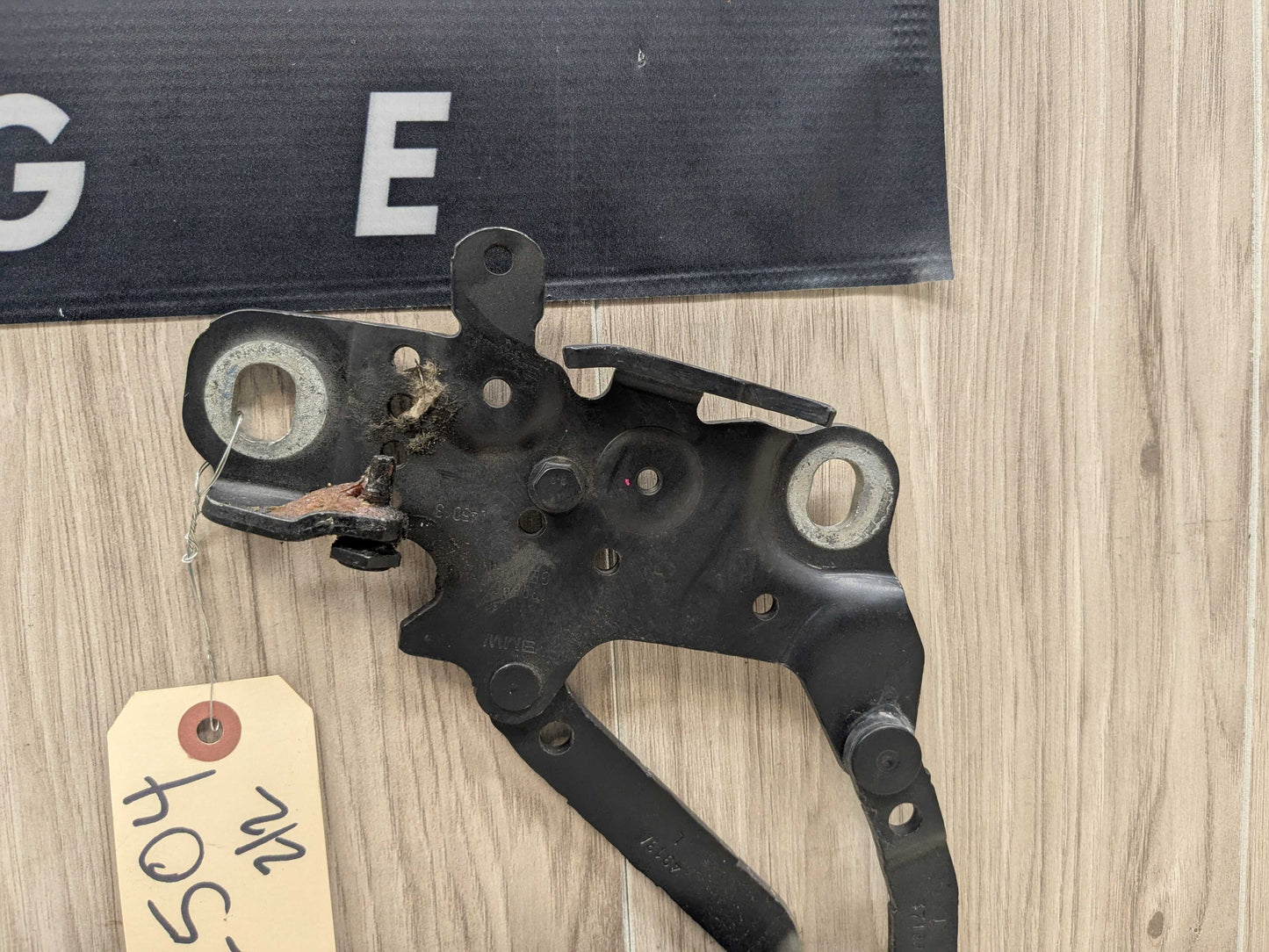 OEM BMW F22 F23 F30 F32 F33 F36 F80 F82 F83 F87 Left Right Side Hood Hinges PAIR