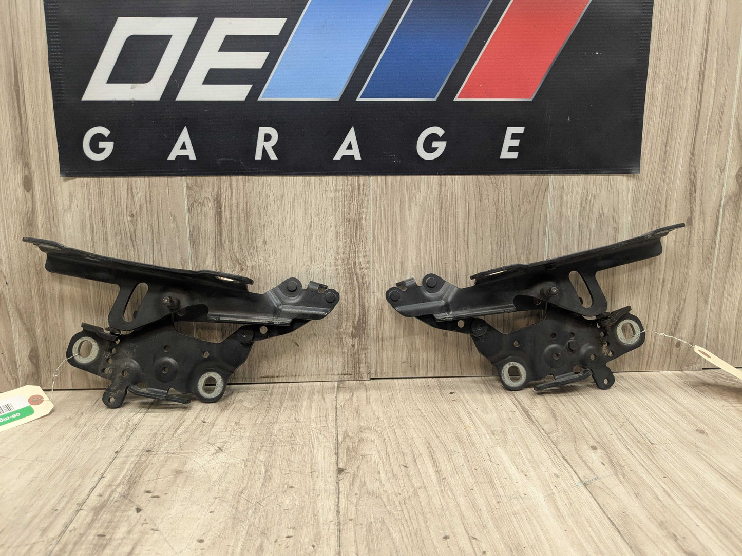 OEM BMW F22 F23 F30 F32 F33 F36 F80 F82 F83 F87 Left Right Side Hood Hinges PAIR