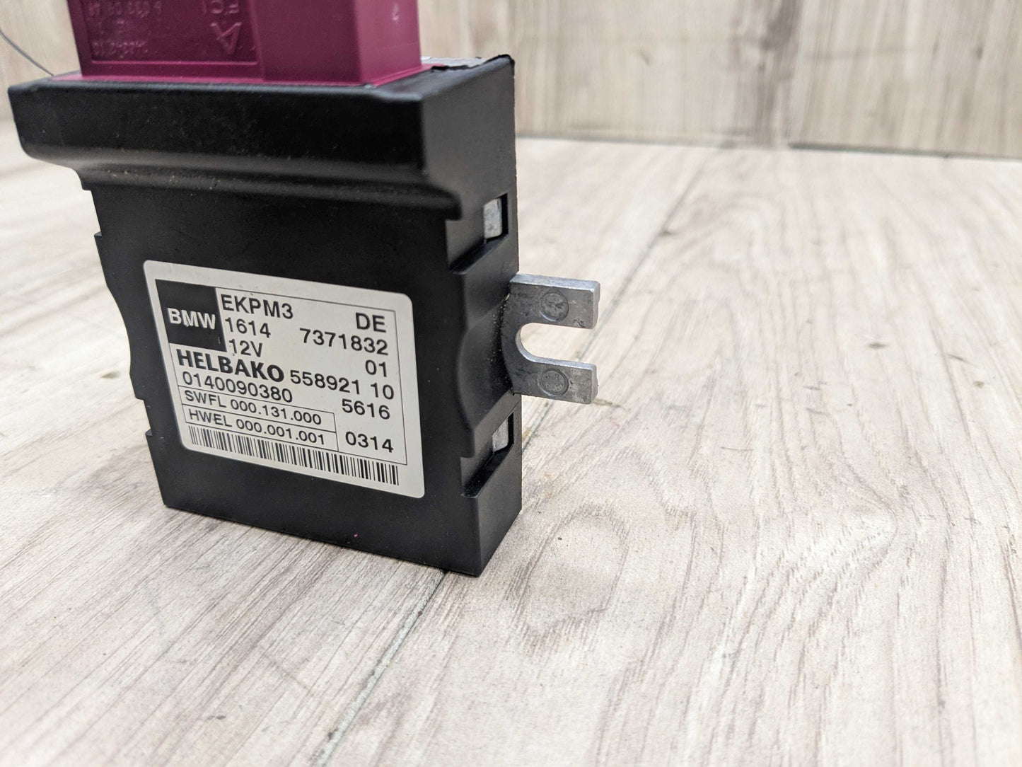 OEM BMW F02 F10 F22 F30 F36 N20 N55 Helbako Fuel Pump Relay Control Module EKPM3