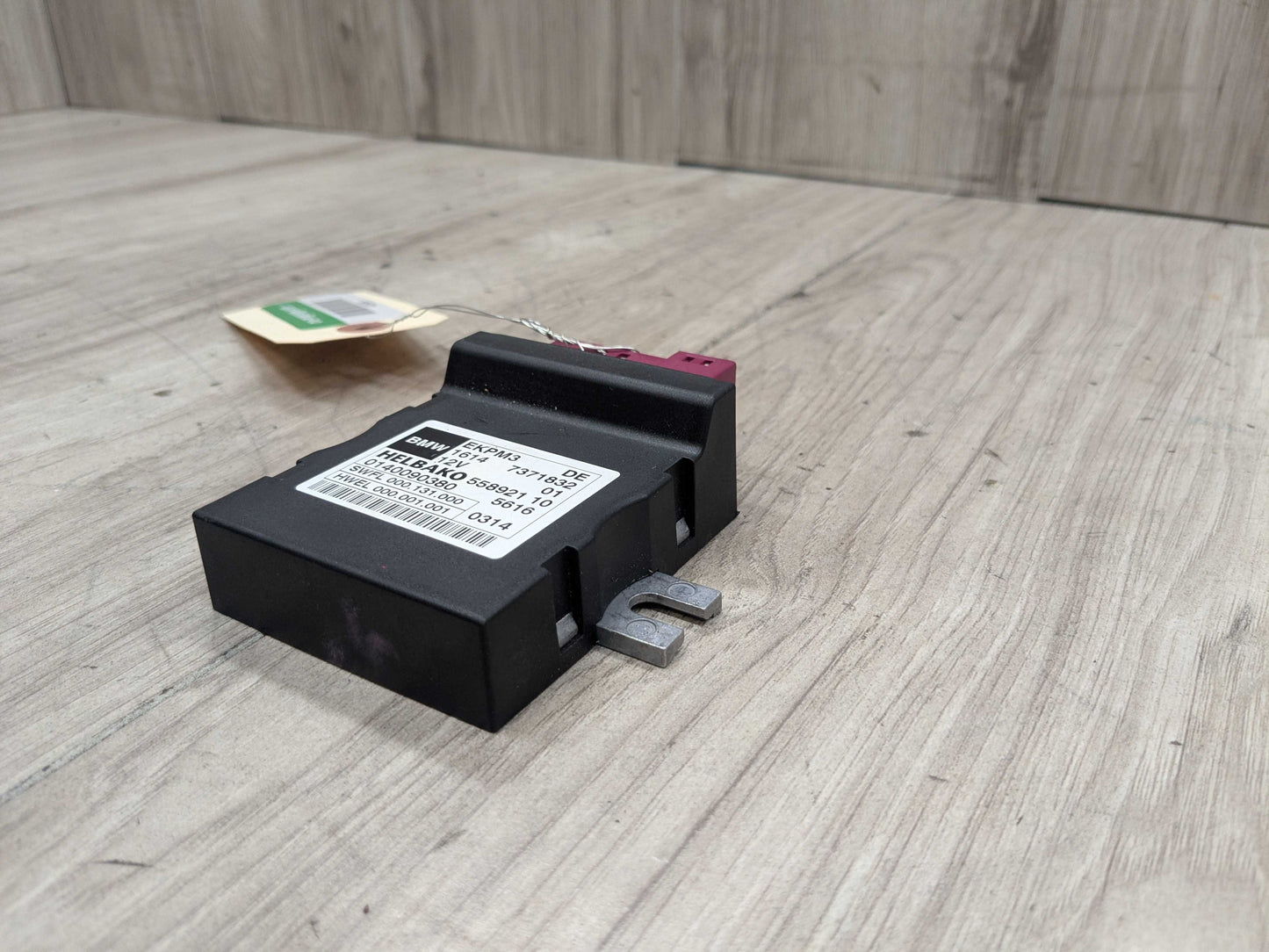 OEM BMW F02 F10 F22 F30 F36 N20 N55 Helbako Fuel Pump Relay Control Module EKPM3
