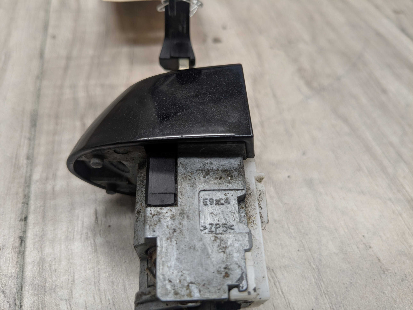 OEM BMW F22 F32 F30 F36 M4 Left Driver Door Lock Key Cylinder Mechanism Black