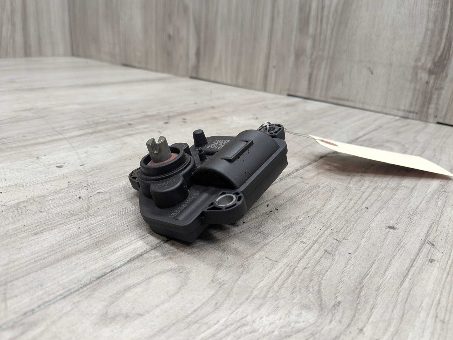 *OEM BMW F15 F16 F22 F23 F30 F32 F33 F36 F44 Muffler Exhaust Flap Actuator Motor
