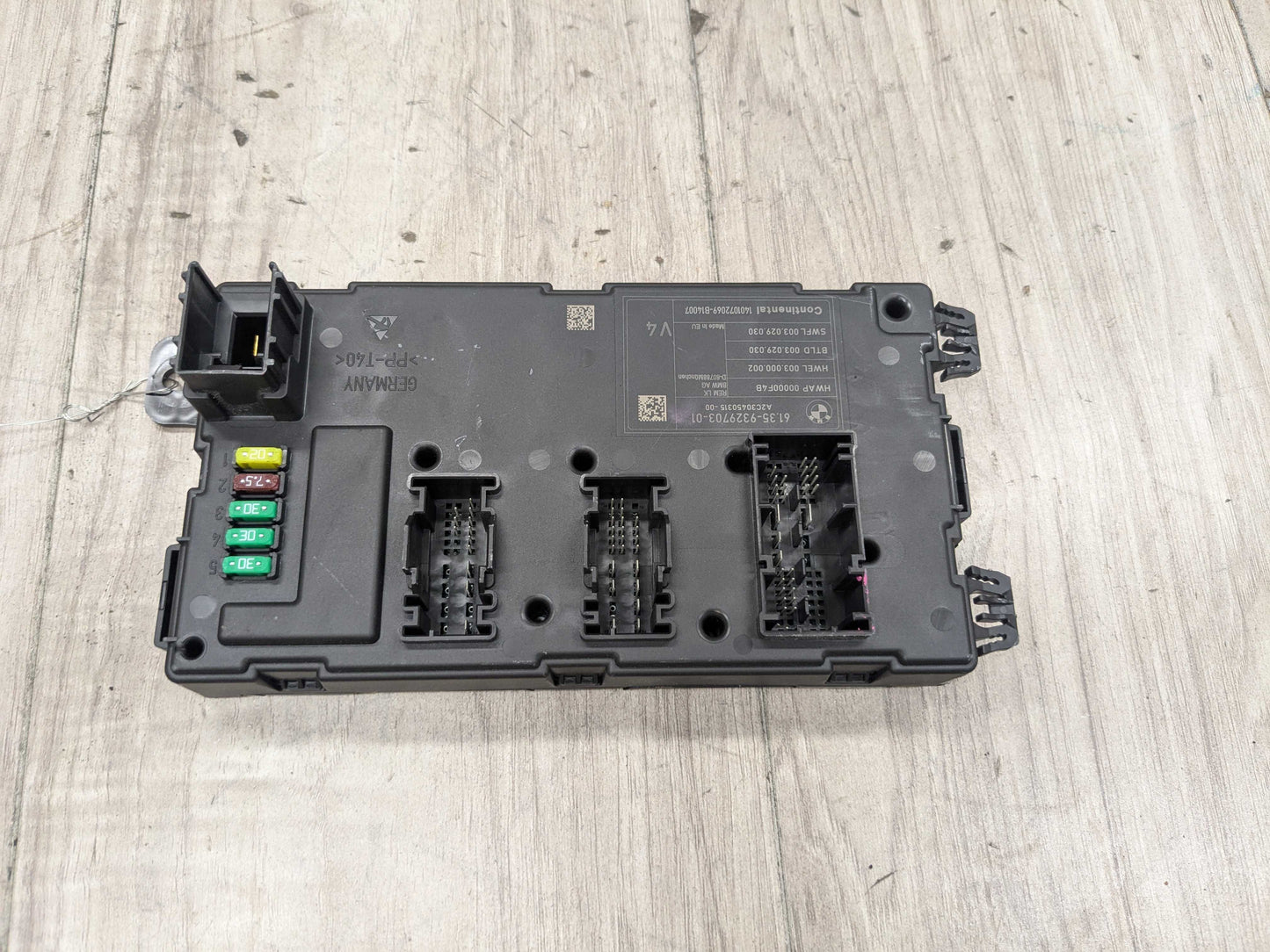 12-18 OEM BMW F82 F30 F32 REM Rear Body Control Unit Electronic Module BCM Box