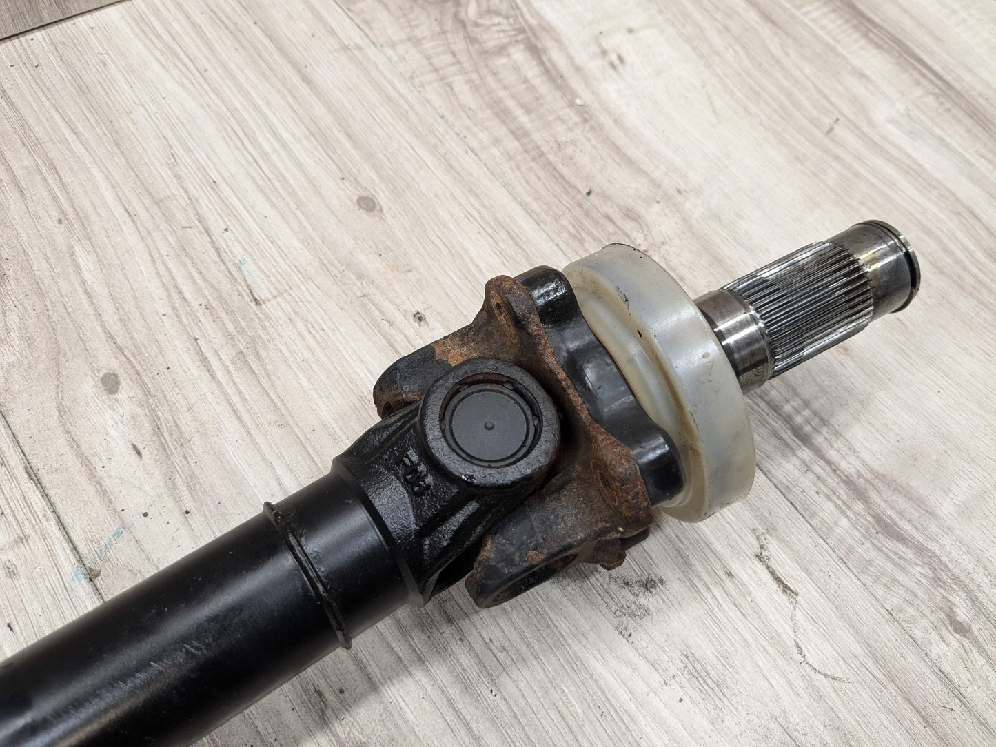 OEM BMW F22 F23 F30 F32 F33 F36 Front Driveshaft Drive Shaft Axle Propeller