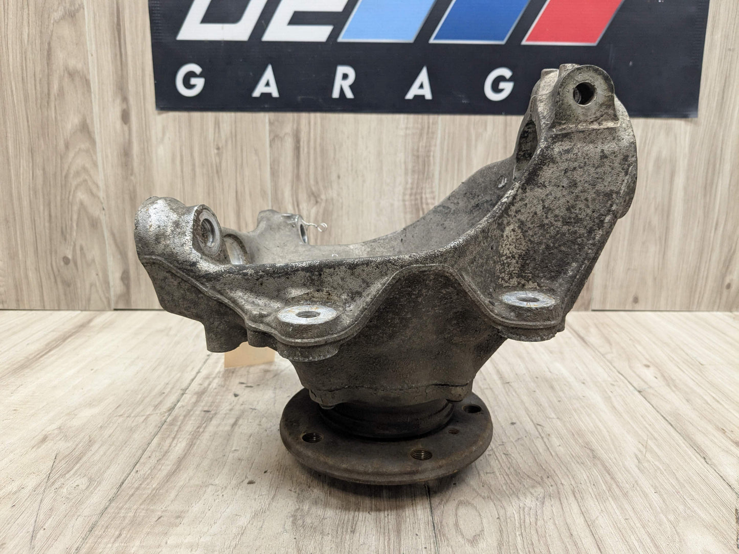 14-20 OEM BMW F32 F33 F36 AWD Front Right Passenger Hub Spindle Carrier Knuckle