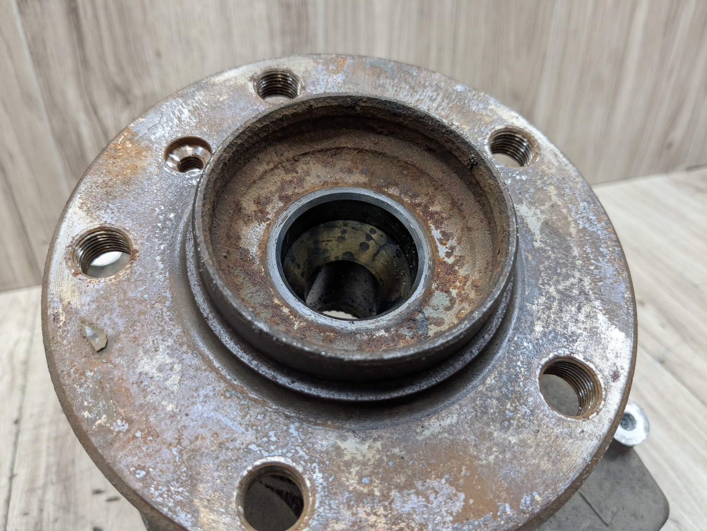 12-18 OEM BMW F32 F33 F36 AWD Front Left Hub Spindle Carrier Knuckle Bearing