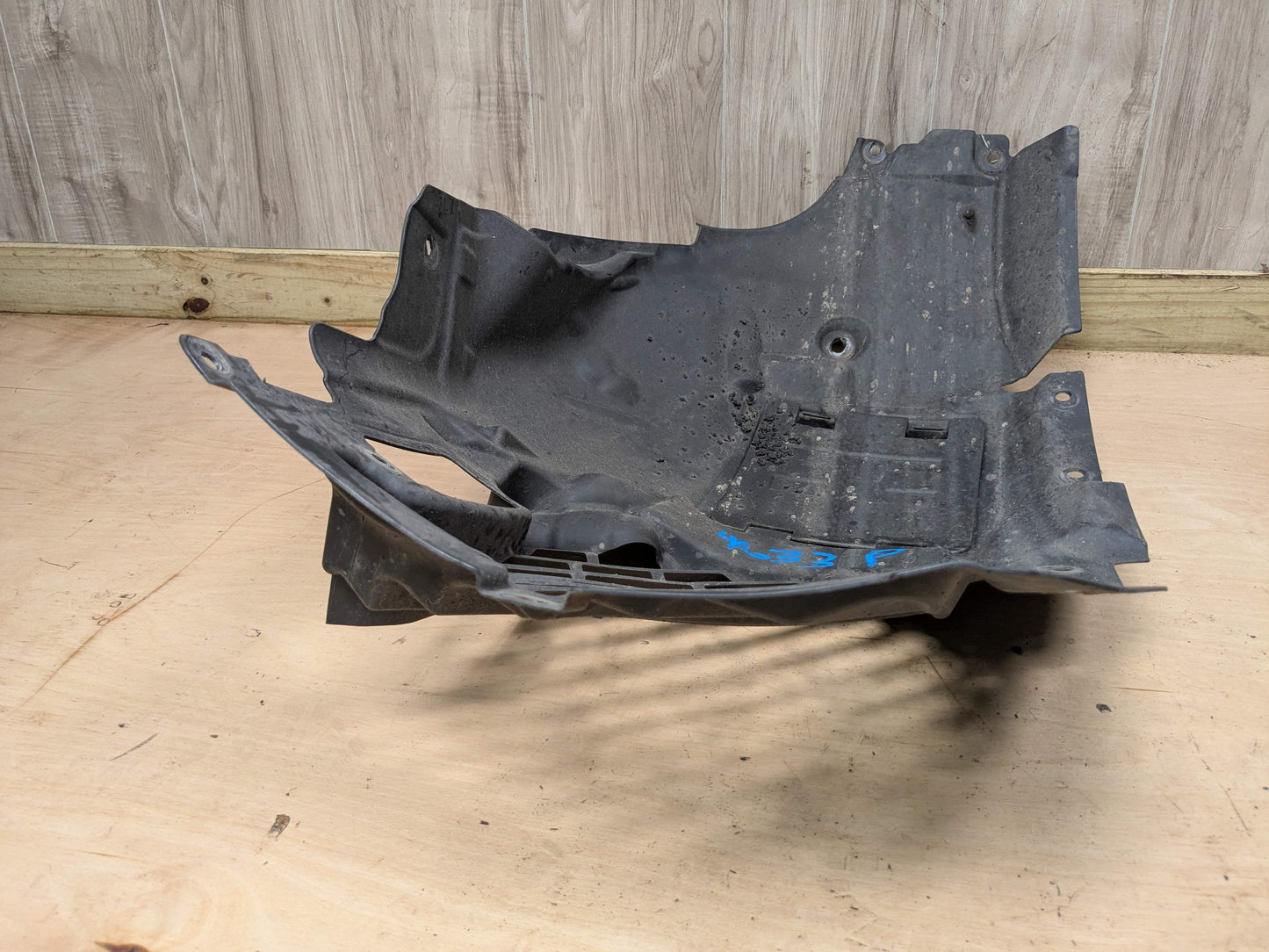 OEM BMW F32 F33 F36 Right Passenger Fender Liner Wheel Splash Shield Frontward