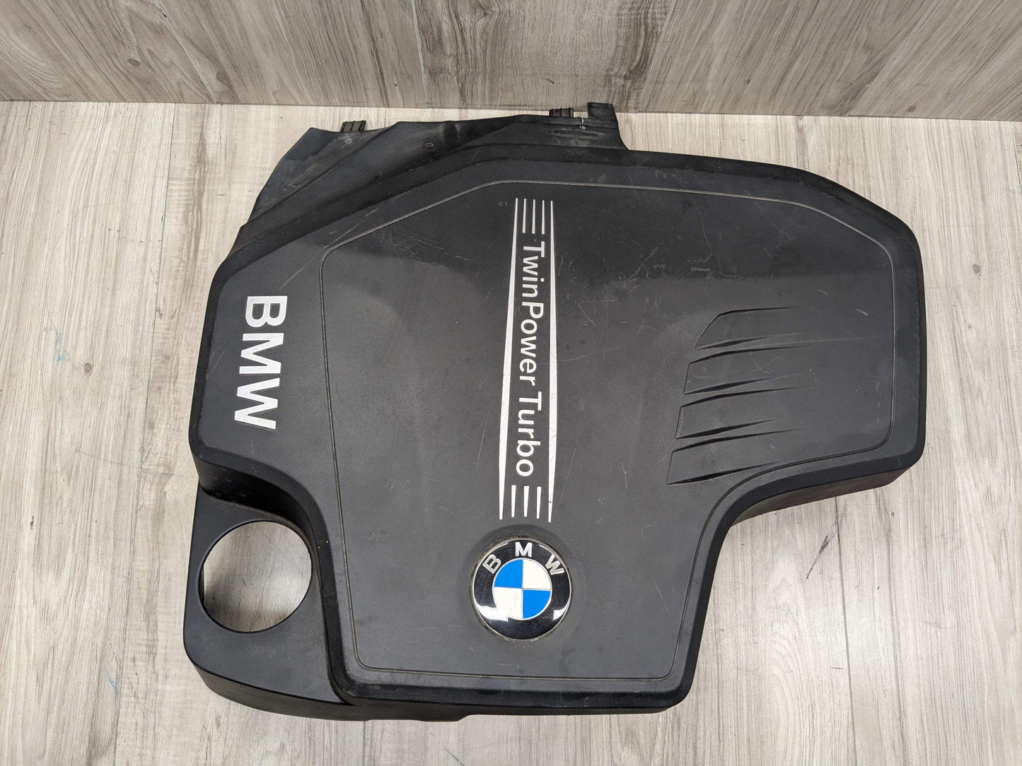 *OEM BMW F22 F30 F32 Cover Head Cylinder Ignition Coil Covering Engine N20 N26