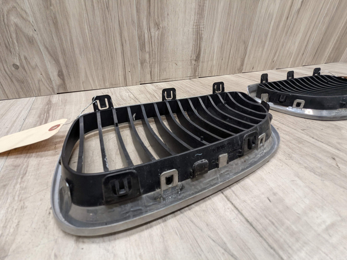 PRE-LCI OEM BMW E90 E92 E93 335 M3 Front Upper Bumper Kidney Grilles Chrome SET