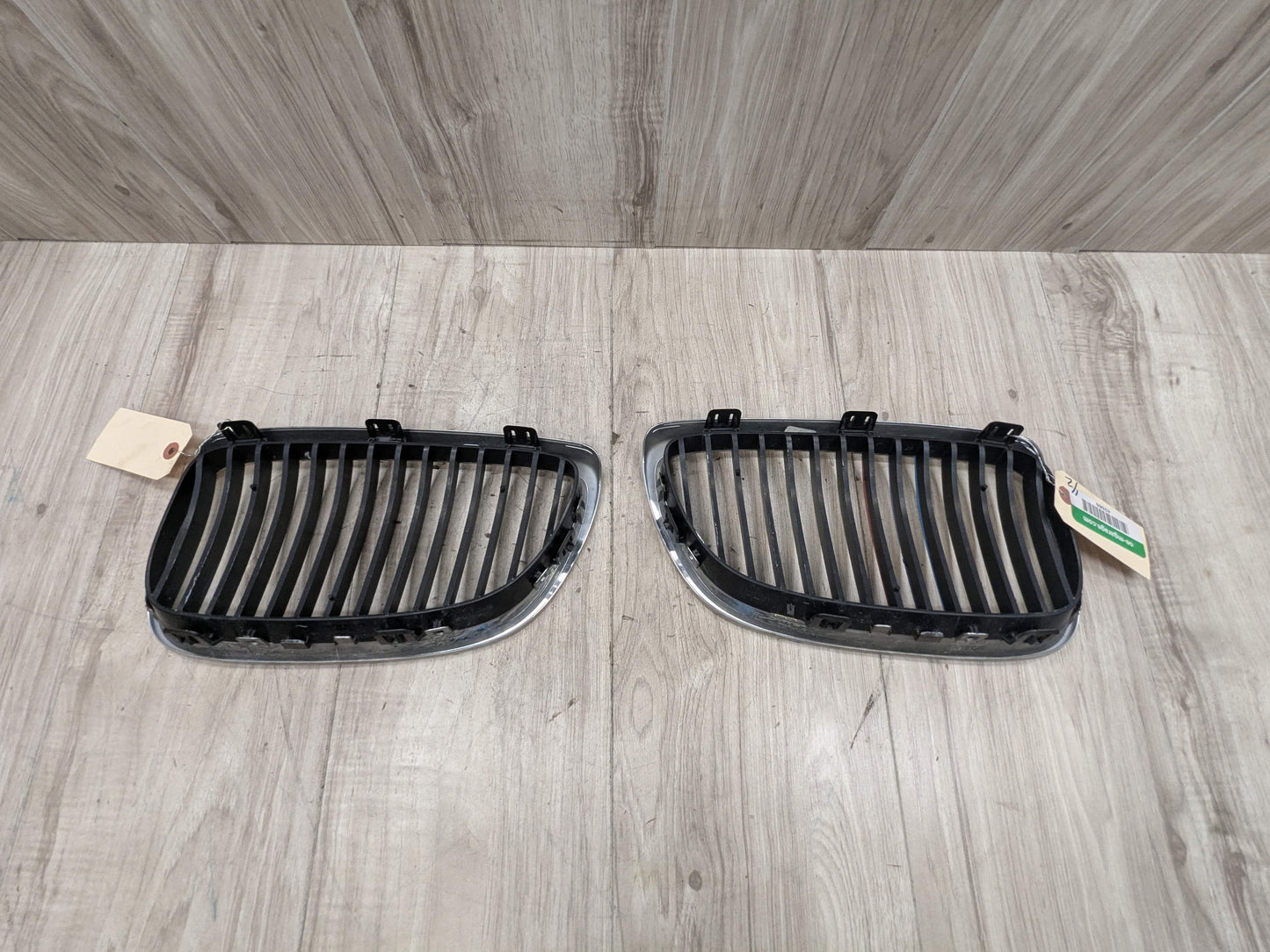 PRE-LCI OEM BMW E90 E92 E93 335 M3 Front Upper Bumper Kidney Grilles Chrome SET