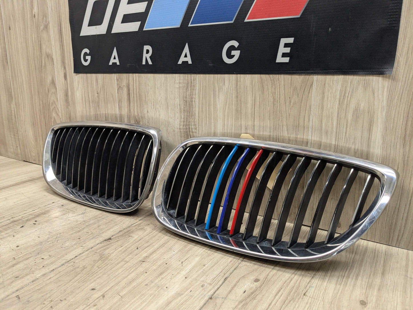 PRE-LCI OEM BMW E90 E92 E93 335 M3 Front Upper Bumper Kidney Grilles Chrome SET