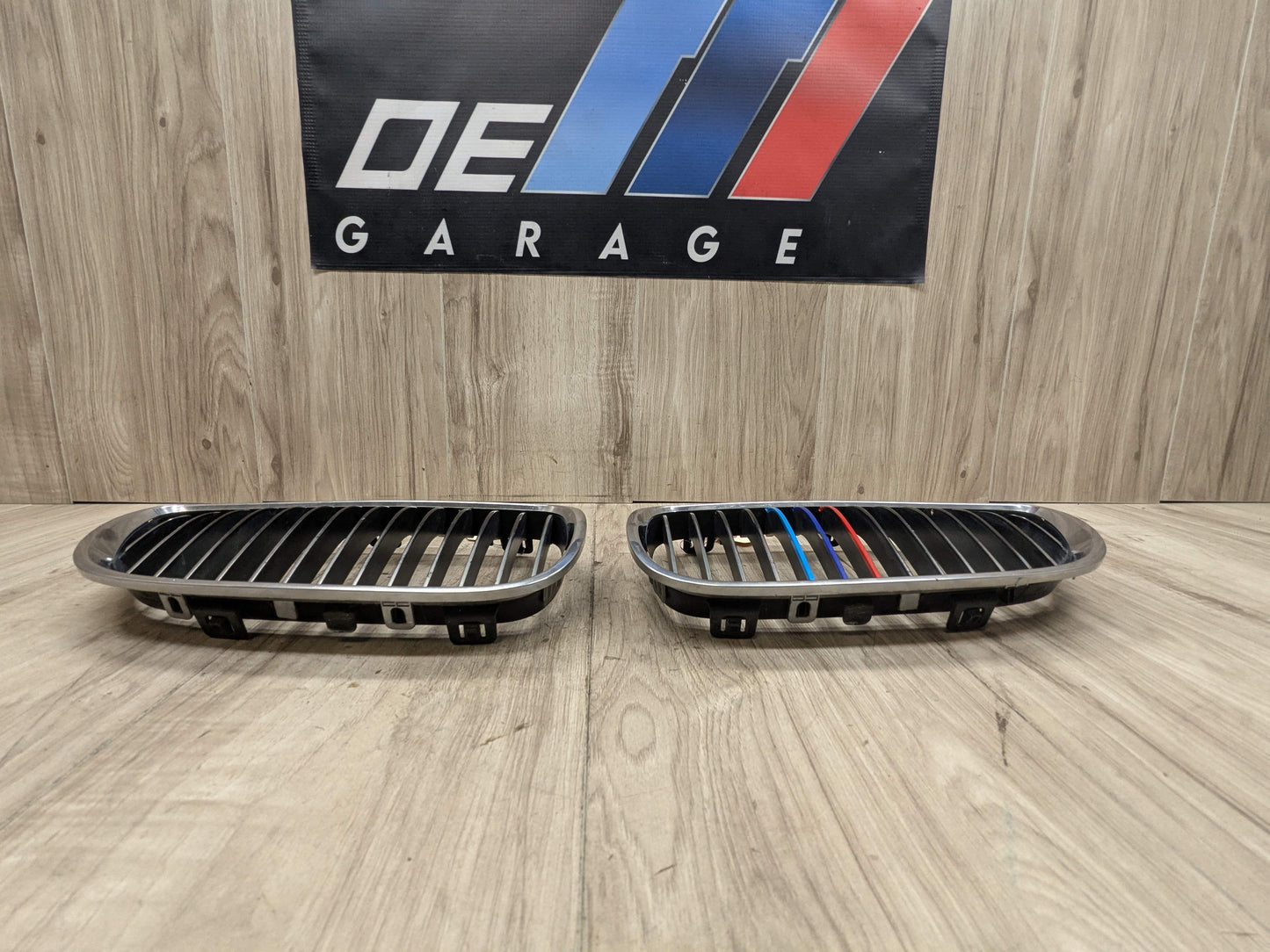 PRE-LCI OEM BMW E90 E92 E93 335 M3 Front Upper Bumper Kidney Grilles Chrome SET