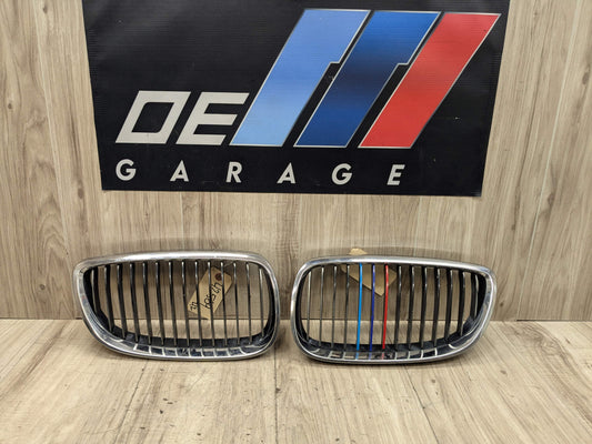 PRE-LCI OEM BMW E90 E92 E93 335 M3 Front Upper Bumper Kidney Grilles Chrome SET