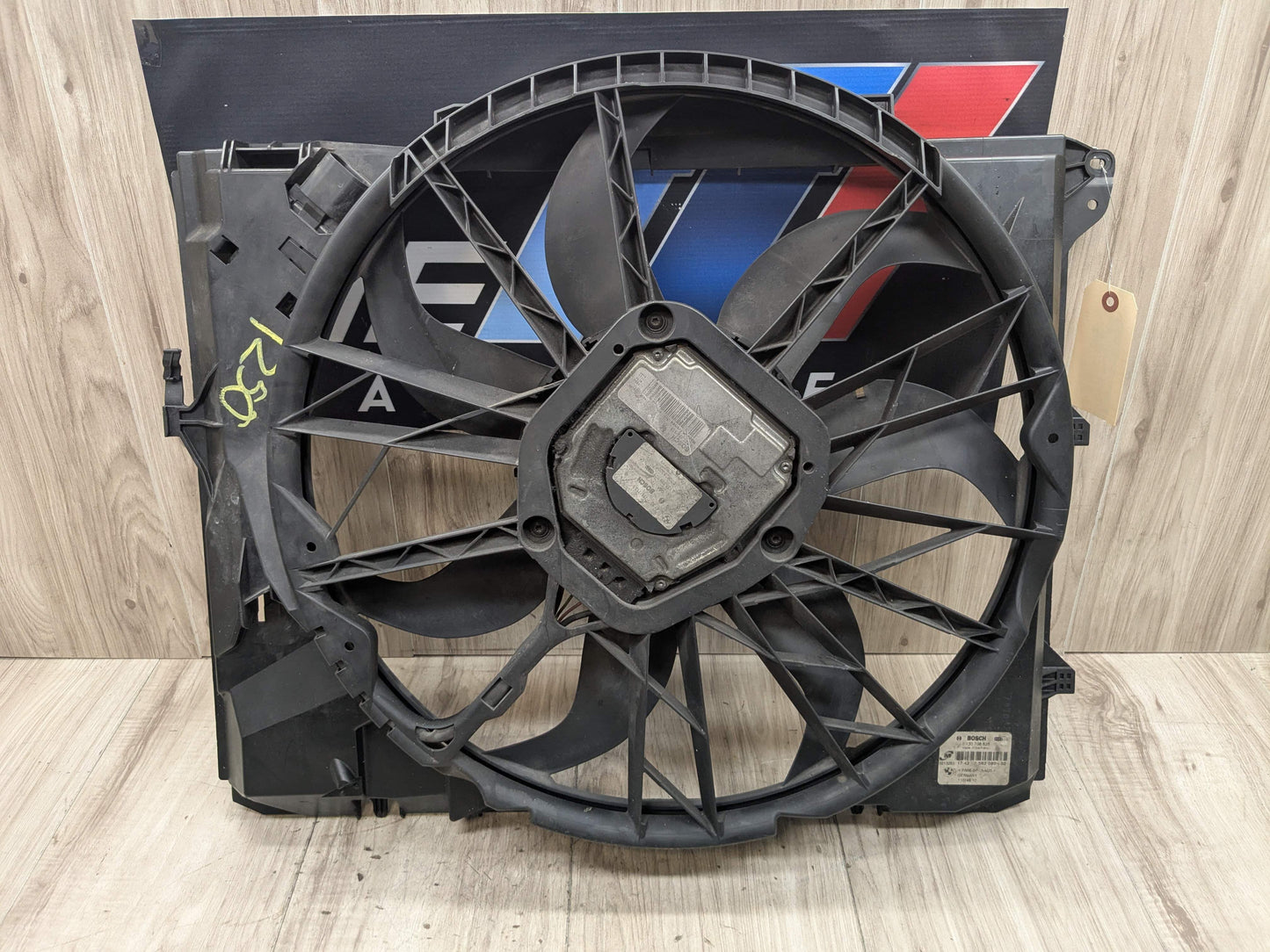 07-13 OEM BMW E82 E88 E90 E92 E93 Engine N52 Radiator Cooling Auxiliary Fan 600W