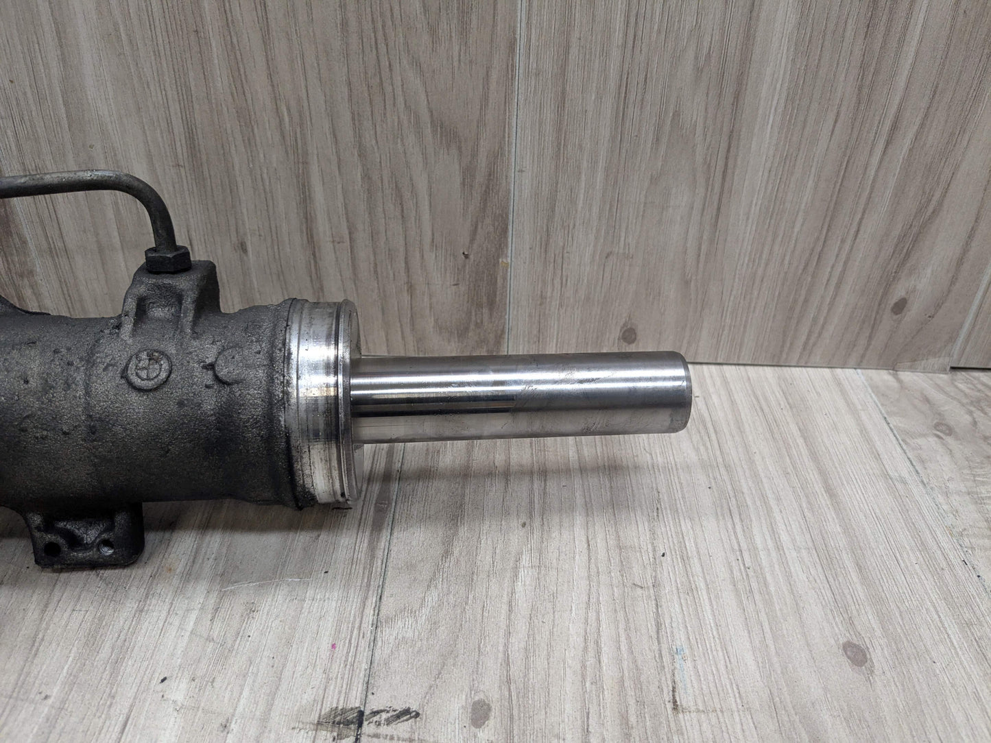 OEM BMW E82 E88 E90 E92 E93 328 335 RWD Power Steering Gear Rack and Pinion L5