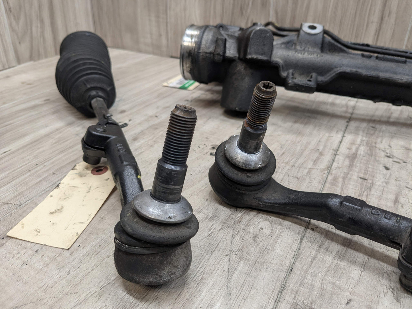 OEM BMW E82 E88 E90 E92 E93 328 335 RWD Power Steering Gear Rack and Pinion L5