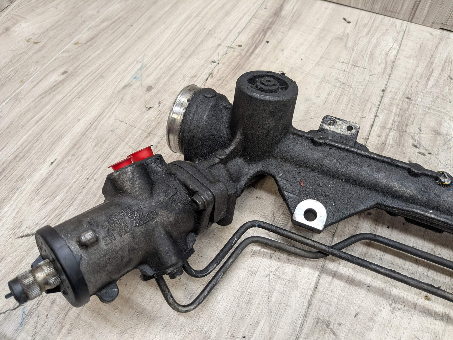 OEM BMW E82 E88 E90 E92 E93 328 335 RWD Power Steering Gear Rack and Pinion L5
