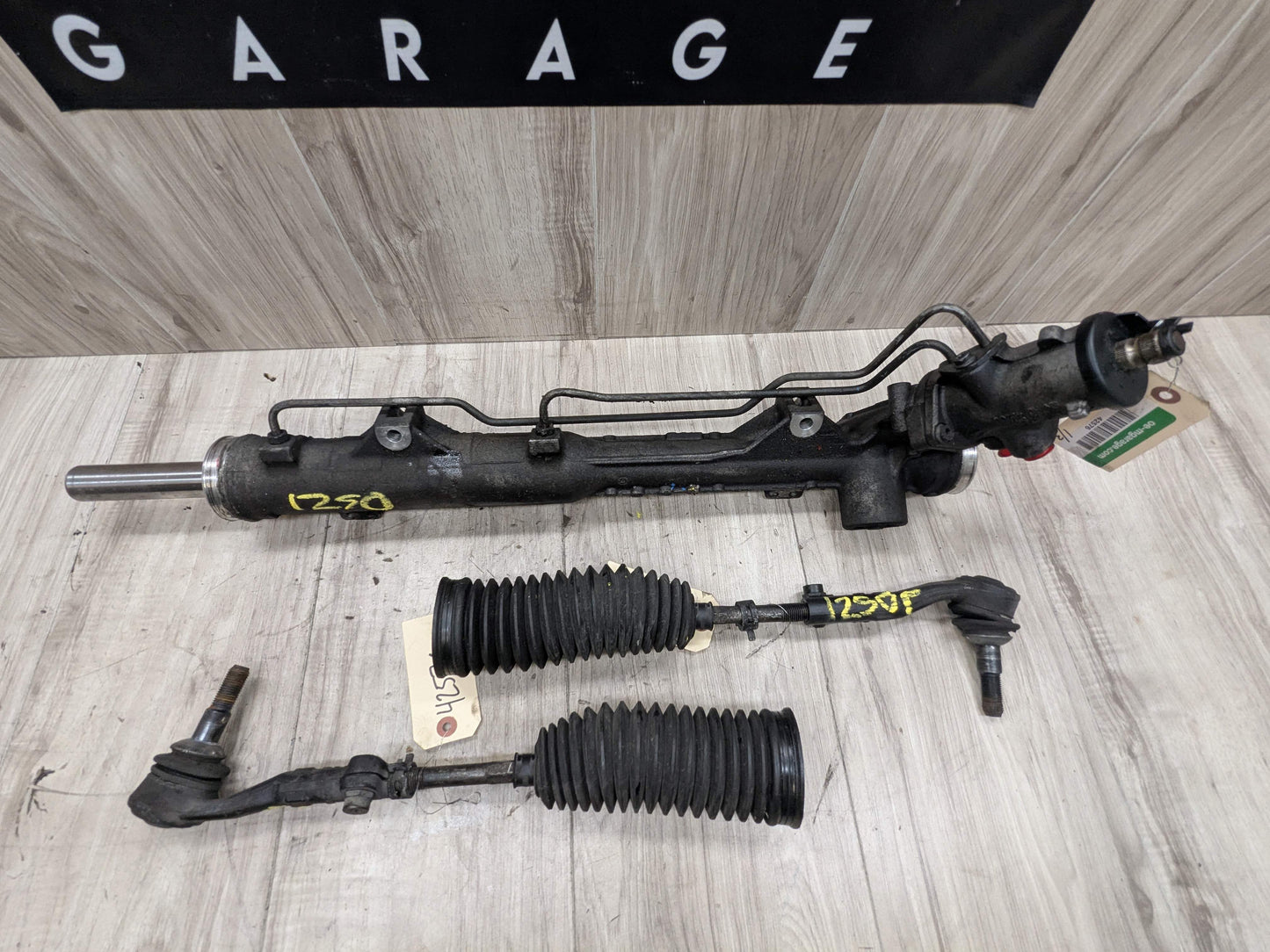 OEM BMW E82 E88 E90 E92 E93 328 335 RWD Power Steering Gear Rack and Pinion L5