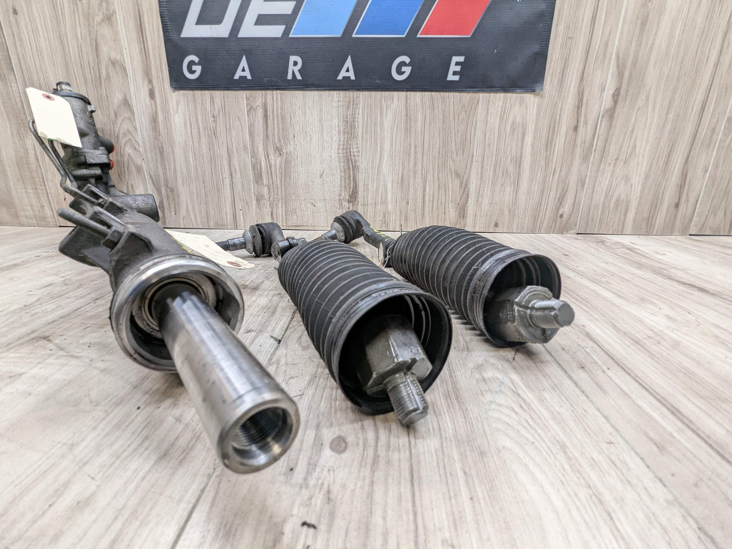 OEM BMW E82 E88 E90 E92 E93 328 335 RWD Power Steering Gear Rack and Pinion L5