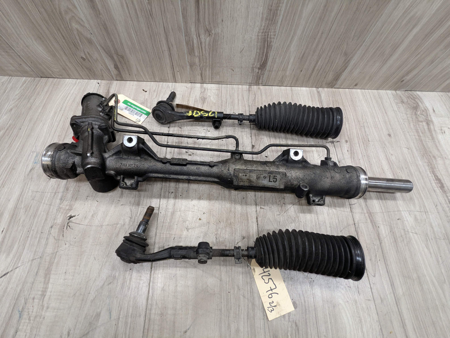 OEM BMW E82 E88 E90 E92 E93 328 335 RWD Power Steering Gear Rack and Pinion L5