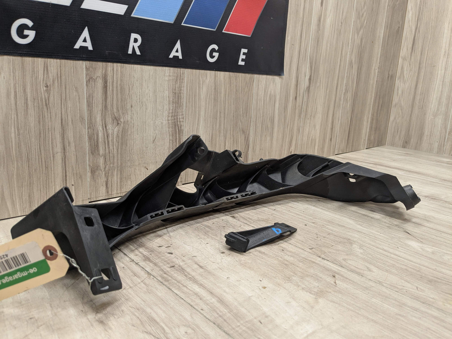 07-10 OEM BMW E92 E93 328 335 Left Driver Headlight Bracket Carrier Mount