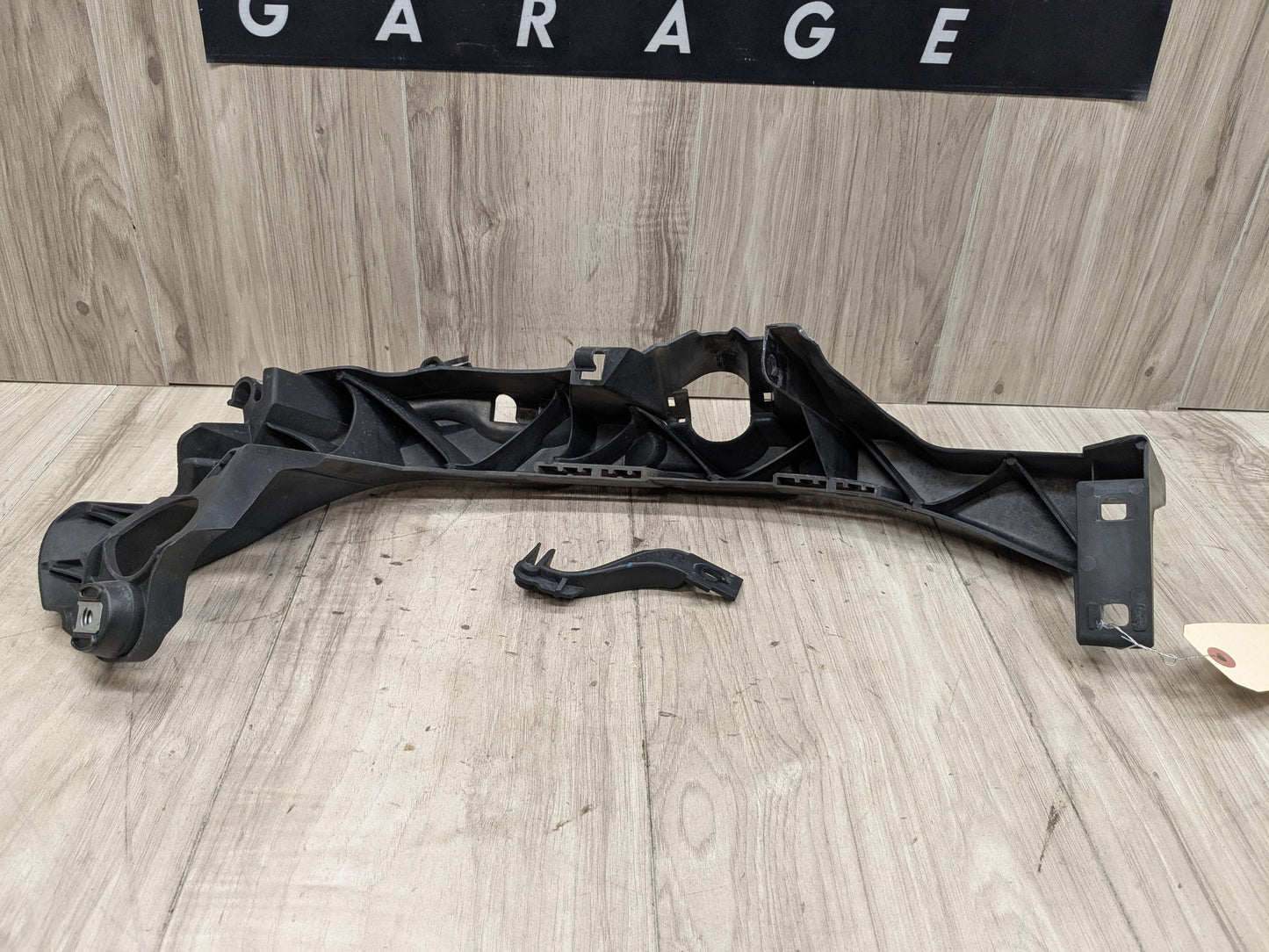 07-10 OEM BMW E92 E93 328 335 Right Passenger Headlight Bracket Carrier Mount
