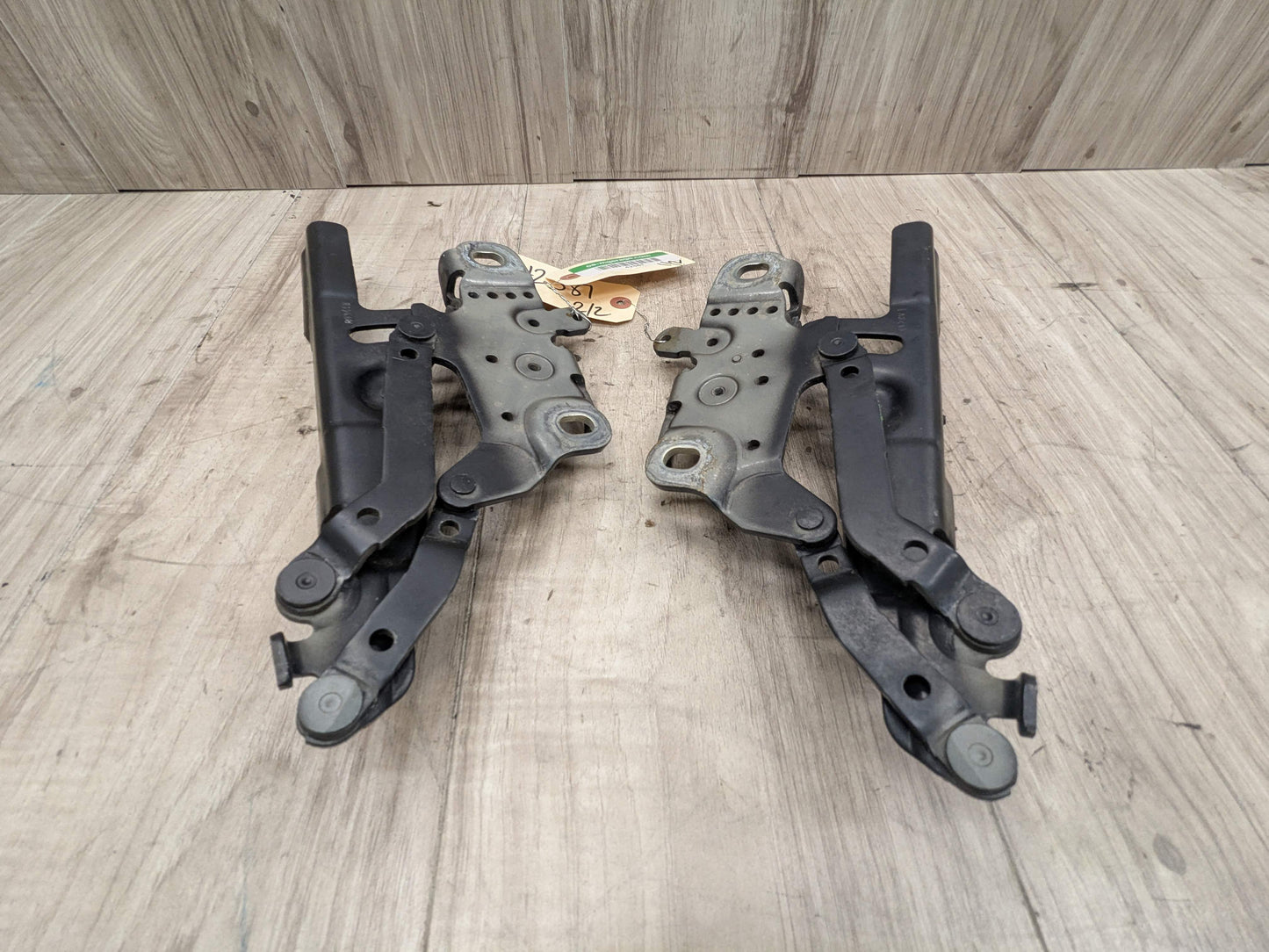 OEM BMW F22 F23 F30 F32 F33 F36 F80 F82 F83 F87 Left Right Side Hood Hinges PAIR