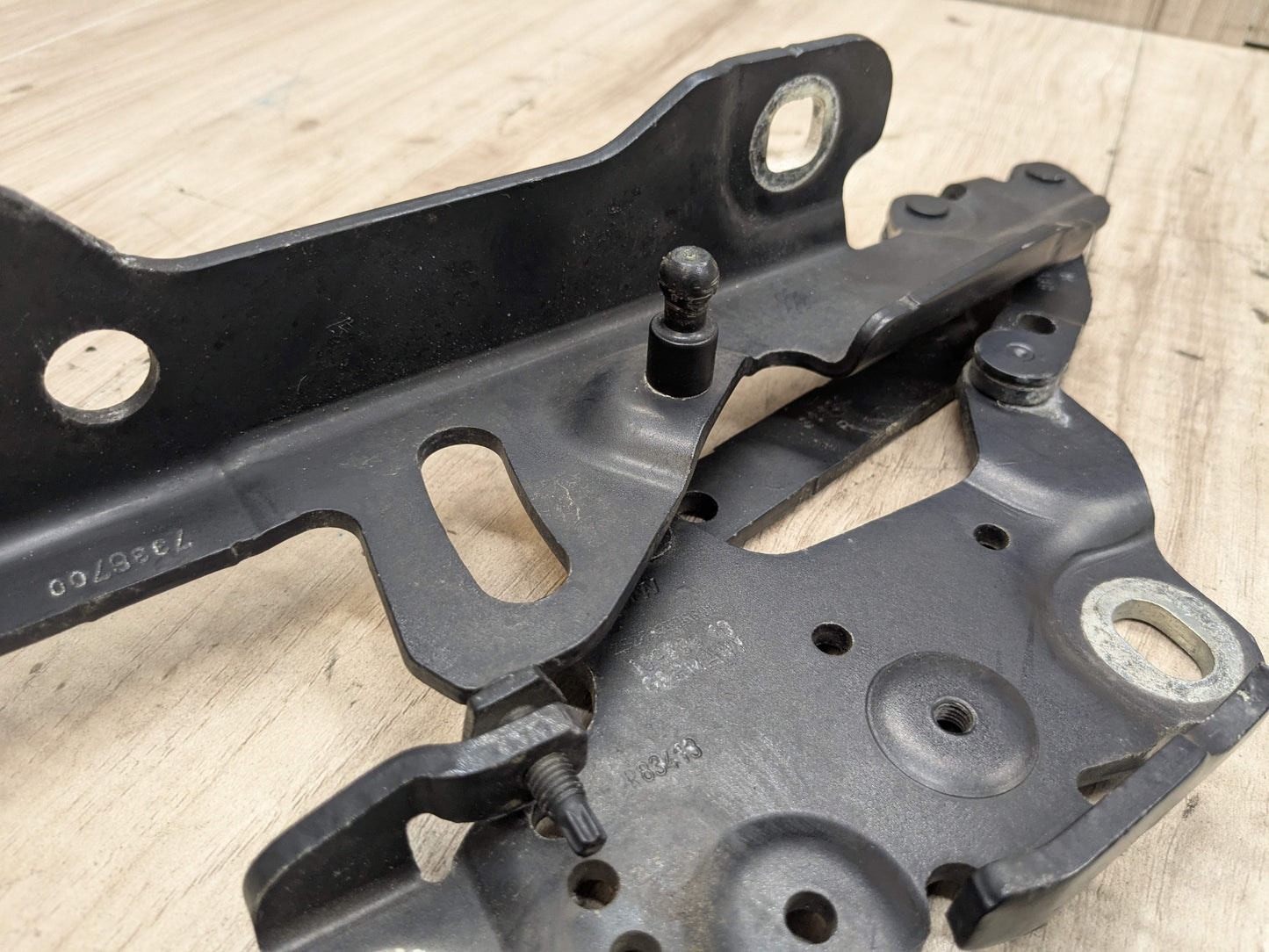 OEM BMW F22 F23 F30 F32 F33 F36 F80 F82 F83 F87 Left Right Side Hood Hinges PAIR
