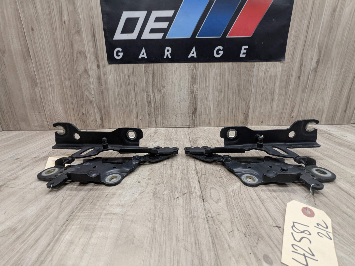 OEM BMW F22 F23 F30 F32 F33 F36 F80 F82 F83 F87 Left Right Side Hood Hinges PAIR