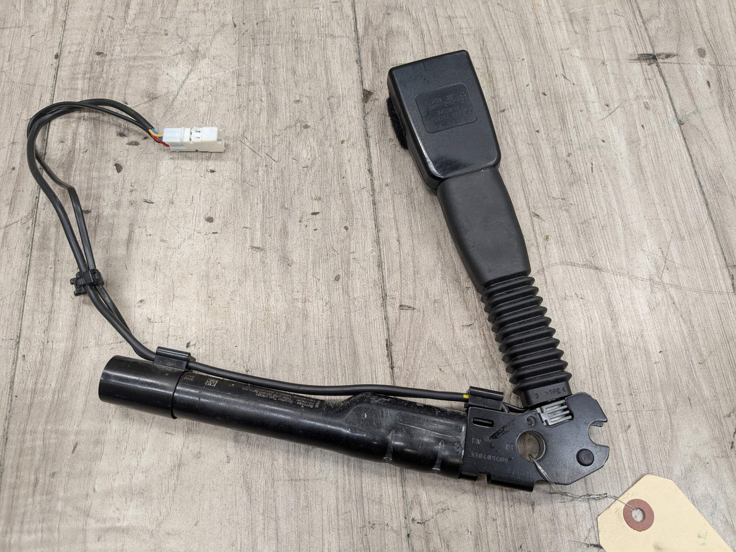 OEM BMW F30 F32 F36 F80 F82 F87 M3 Front Left Driver Seat Belt Buckle Tensioner