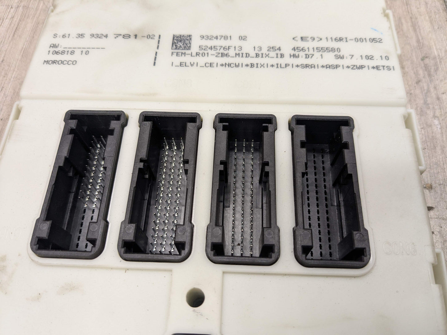 NOTE* OEM BMW F22 F30 F32 F36 F80 F82 FEM Front Electronic Control Module + Key