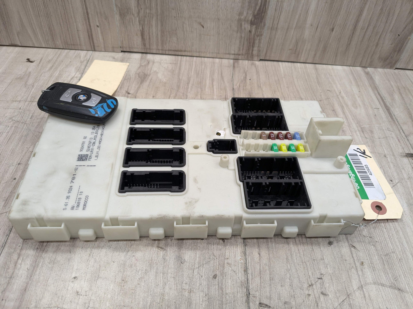 NOTE* OEM BMW F22 F30 F32 F36 F80 F82 FEM Front Electronic Control Module + Key