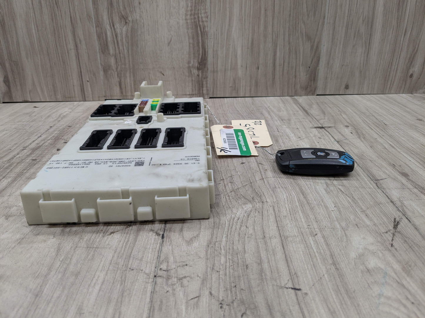 NOTE* OEM BMW F22 F30 F32 F36 F80 F82 FEM Front Electronic Control Module + Key