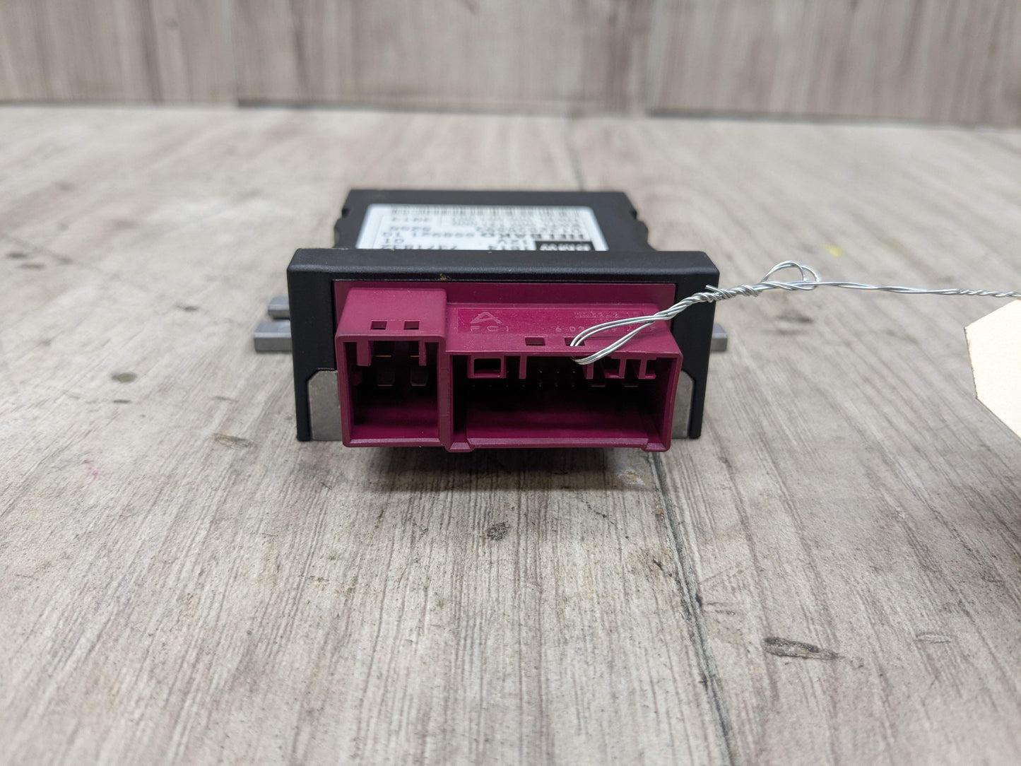 OEM BMW F02 F10 F22 F30 F36 N20 N55 Helbako Fuel Pump Relay Control Module EKPM3