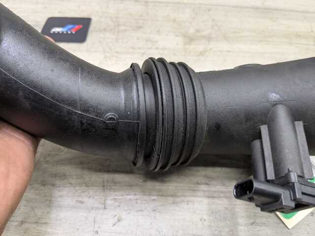OEM BMW F22 F32 F36 G01 G20 G30 Intercooler Charge Air Intake Hose Pipe B46 B48