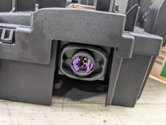 18-21 OEM BMW F97 F98 G01 G02 X3 X4 Rear Trunk Positive Battery B+ Junction Box