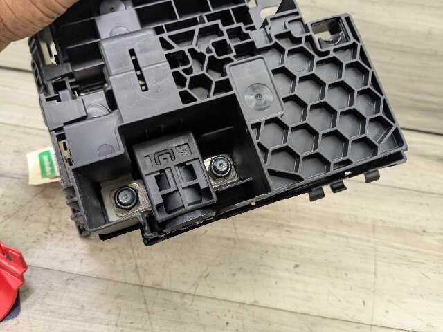 18-21 OEM BMW F97 F98 G01 G02 X3 X4 Rear Trunk Positive Battery B+ Junction Box