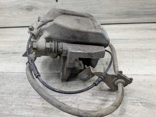 18-24 OEM BMW G01 G02 G20 G42 X3 30 230 330 B46 Front Left Driver Brake Caliper