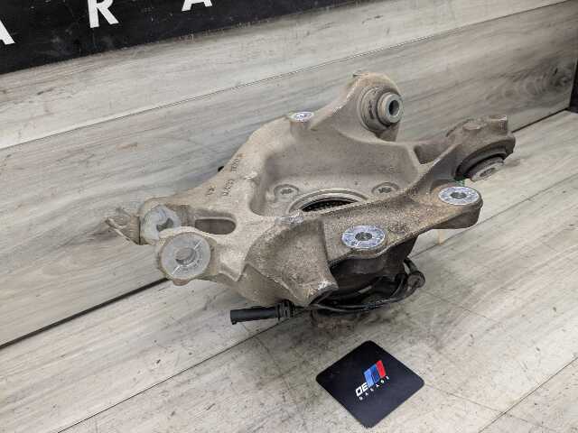 OEM BMW G01 X3 30i 30iX M40iX REAR Right Passenger Knuckle Hub Spindle Bearing
