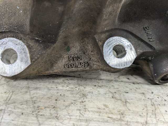 OEM BMW G01 X3 30i 30iX M40iX REAR Right Passenger Knuckle Hub Spindle Bearing