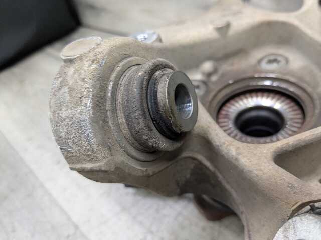 OEM BMW G01 X3 30i 30iX M40iX REAR Left Driver Knuckle Wheel Hub Spindle Bearing
