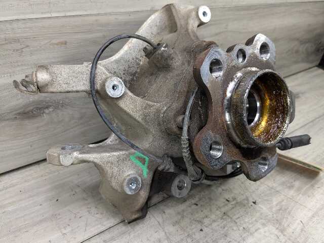 OEM BMW G01 X3 30i 30iX M40iX REAR Left Driver Knuckle Wheel Hub Spindle Bearing