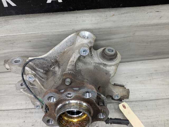 OEM BMW G01 X3 30i 30iX M40iX REAR Left Driver Knuckle Wheel Hub Spindle Bearing
