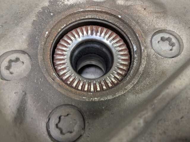 OEM BMW G01 X3 30i 30iX M40iX REAR Left Driver Knuckle Wheel Hub Spindle Bearing