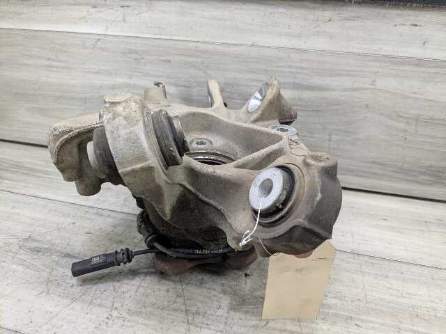 OEM BMW G01 X3 30i 30iX M40iX REAR Left Driver Knuckle Wheel Hub Spindle Bearing