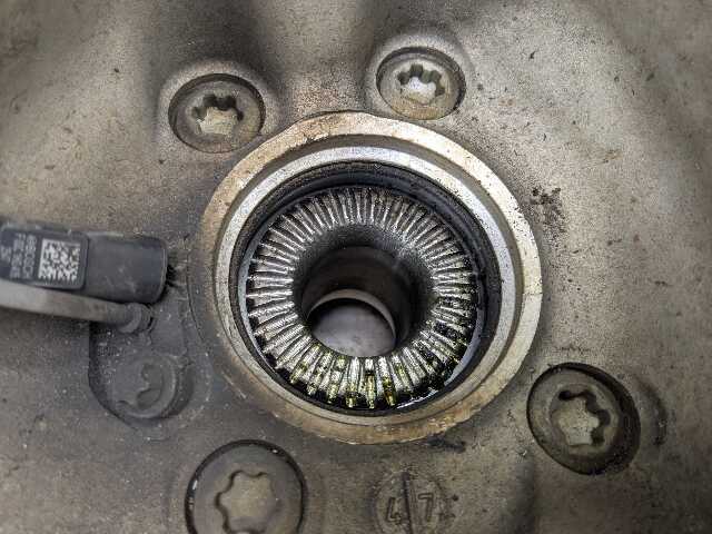 OEM BMW G01 G02 X3 X4 FRONT Right Passenger Knuckle Spindle Wheel Hub Bearing