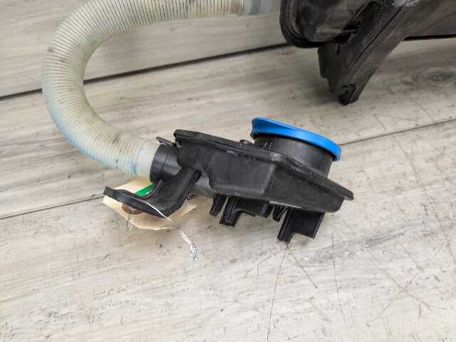 OEM BMW F97 F97 X3 X4 X3M X4M Windshield Wipe Washer Bottle Tank Reservoir