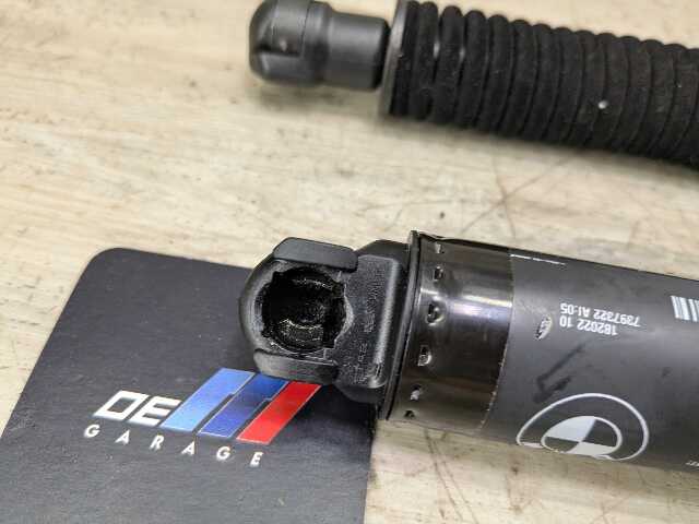 OEM BMW G01 F97 X3 X3M Rear Left Right Trunk Tailgate Shock Strut Lift SET