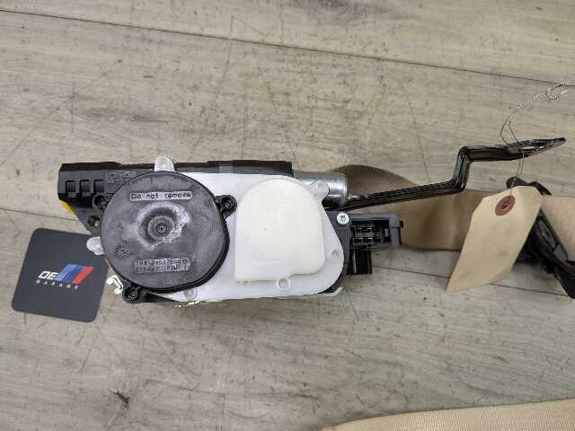 OEM BMW F97 F98 G01 G02 X3 X4 FRONT Right Passenger Seat Belt Retractor BEIGE