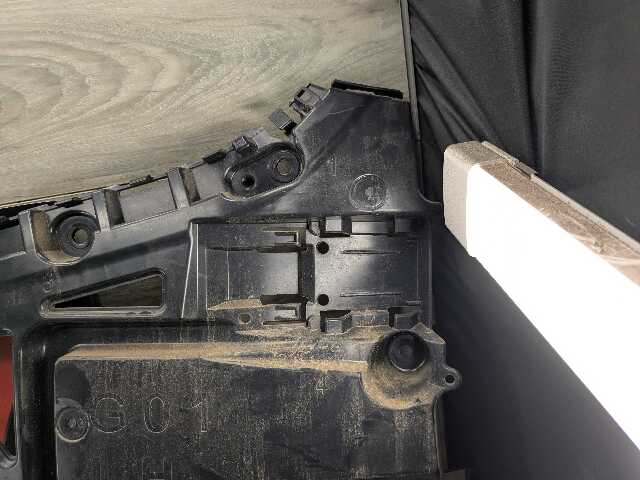 18-21 BMW G01 F97 X3 Rear Bumper Left Driver Side Guide Brackets Mounts Supports